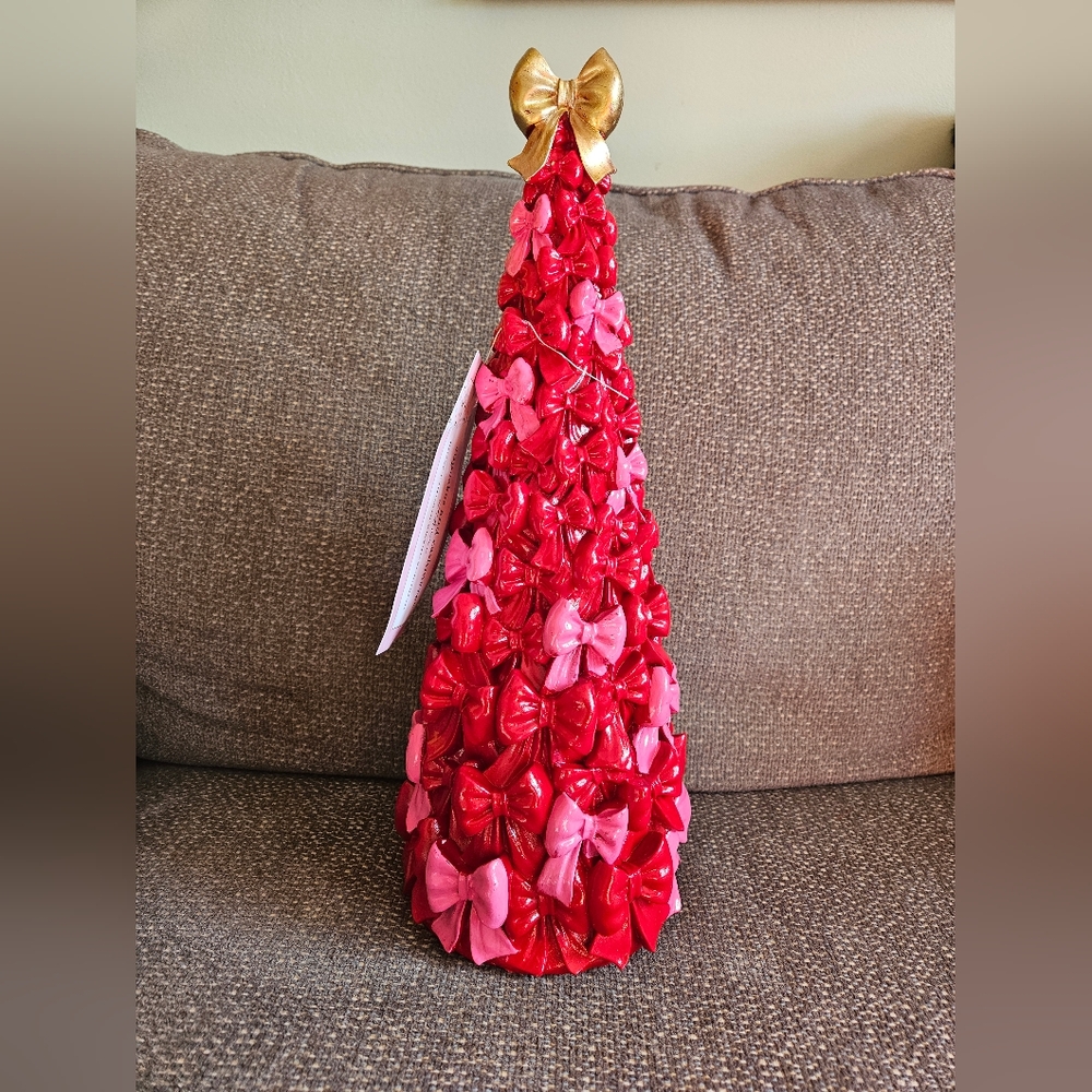 Cupcake and Cashmere Pink Bow Christmas Tree